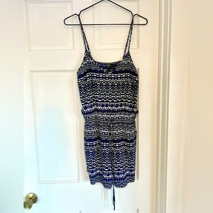Petticoat Alley size M romper jumpsuit - blue black and white lightweight, short
